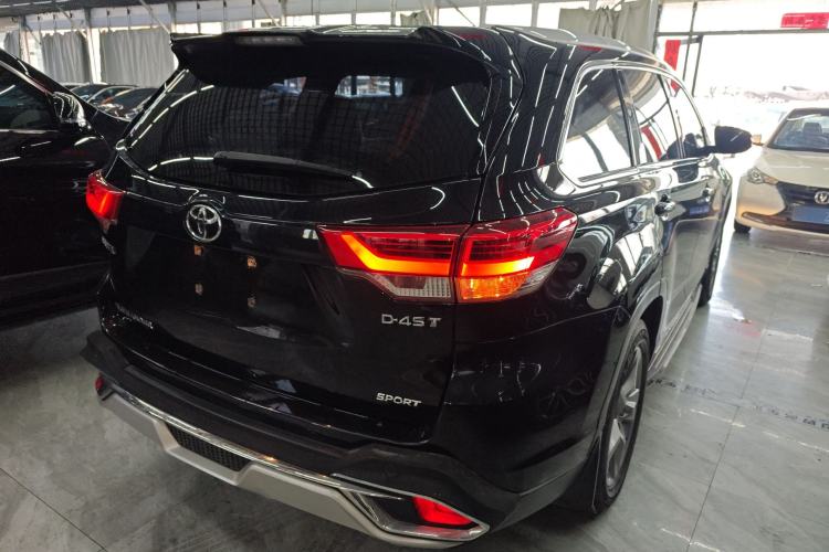 Used Toyota Highlander 2021 2.0T Two-Wheel Drive Luxury Edition 7 Seats Exterior 5