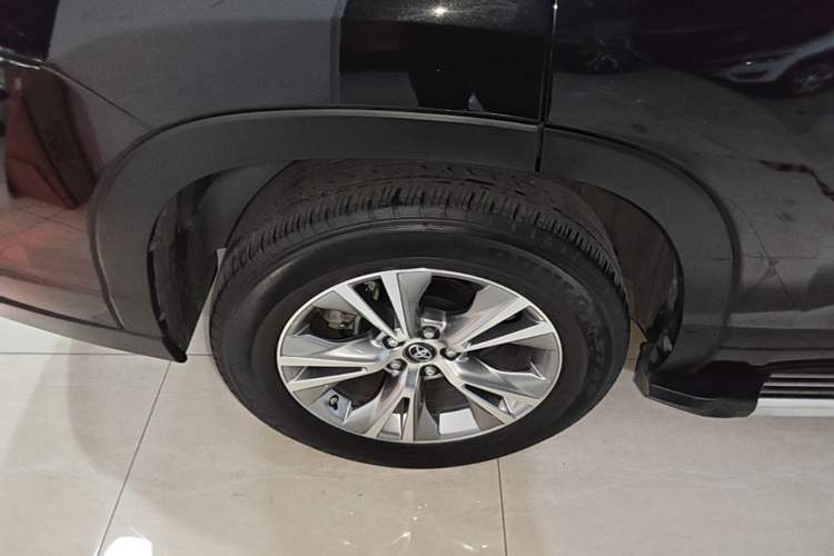 Used Toyota Highlander 2021 2.0T Four-Wheel Drive Elite Edition 7-Seater Exterior 5