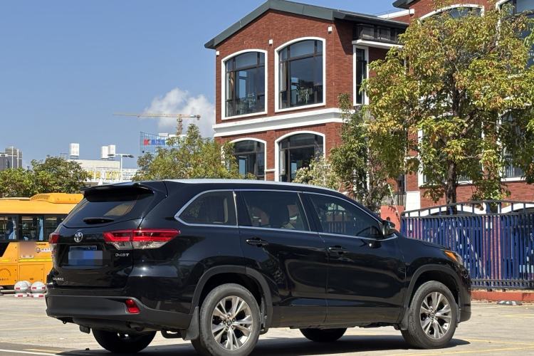 Used Toyota Highlander 2021 2.0T Two-Wheel Drive Elite Version 7-Seater Exterior 6