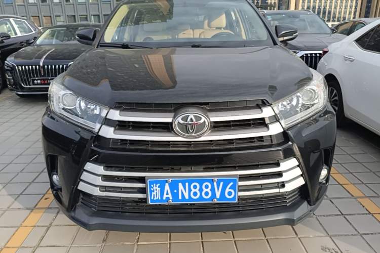 Used Toyota Highlander 2021 2.0T Four-Wheel Drive Elite Edition 7-Seater Front
