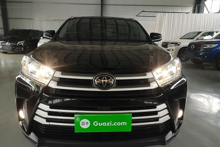 Used Toyota Highlander 2021 2.0T Four-Wheel Drive Luxury Edition 7 Seats Front