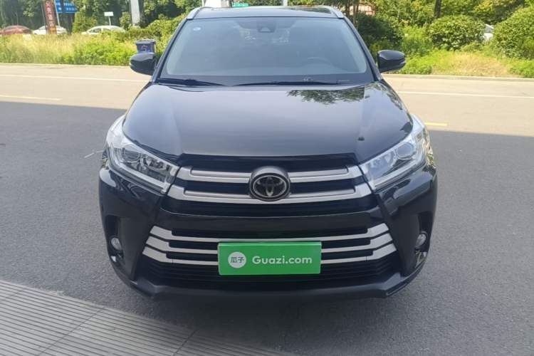 Used Toyota Highlander 2021 2.0T Four-Wheel Drive Luxury Edition 7 Seats Front