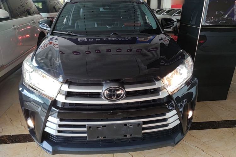 Used Toyota Highlander 2021 2.0T Four-Wheel Drive Luxury Edition 7 Seats Front