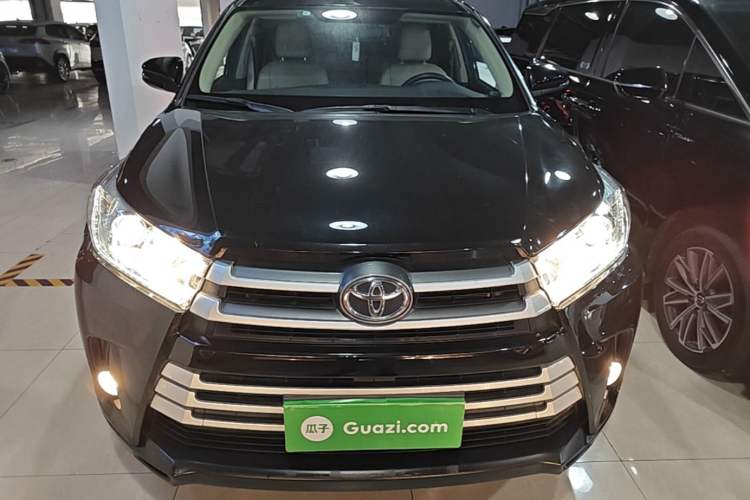 Used Toyota Highlander 2021 2.0T Four-Wheel Drive Elite Edition 7-Seater Front