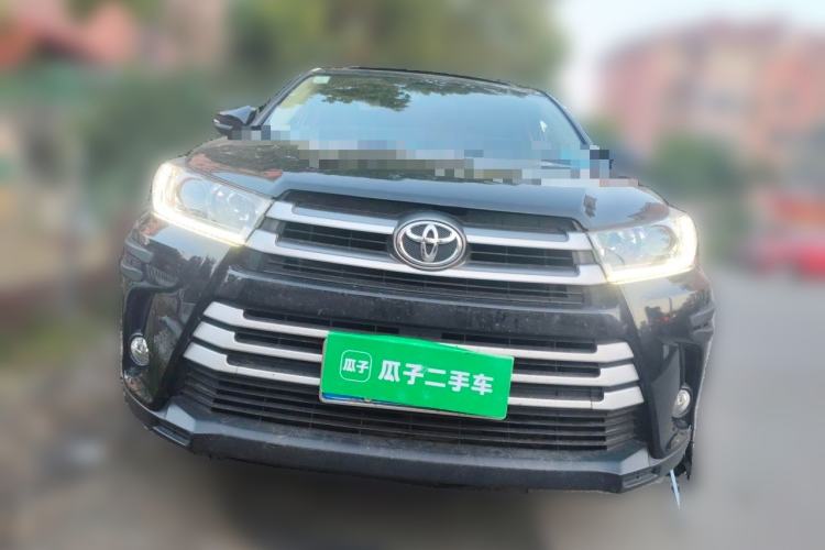 Used Toyota Highlander 2021 2.0T Two-Wheel Drive Elite Version 7-Seater Front