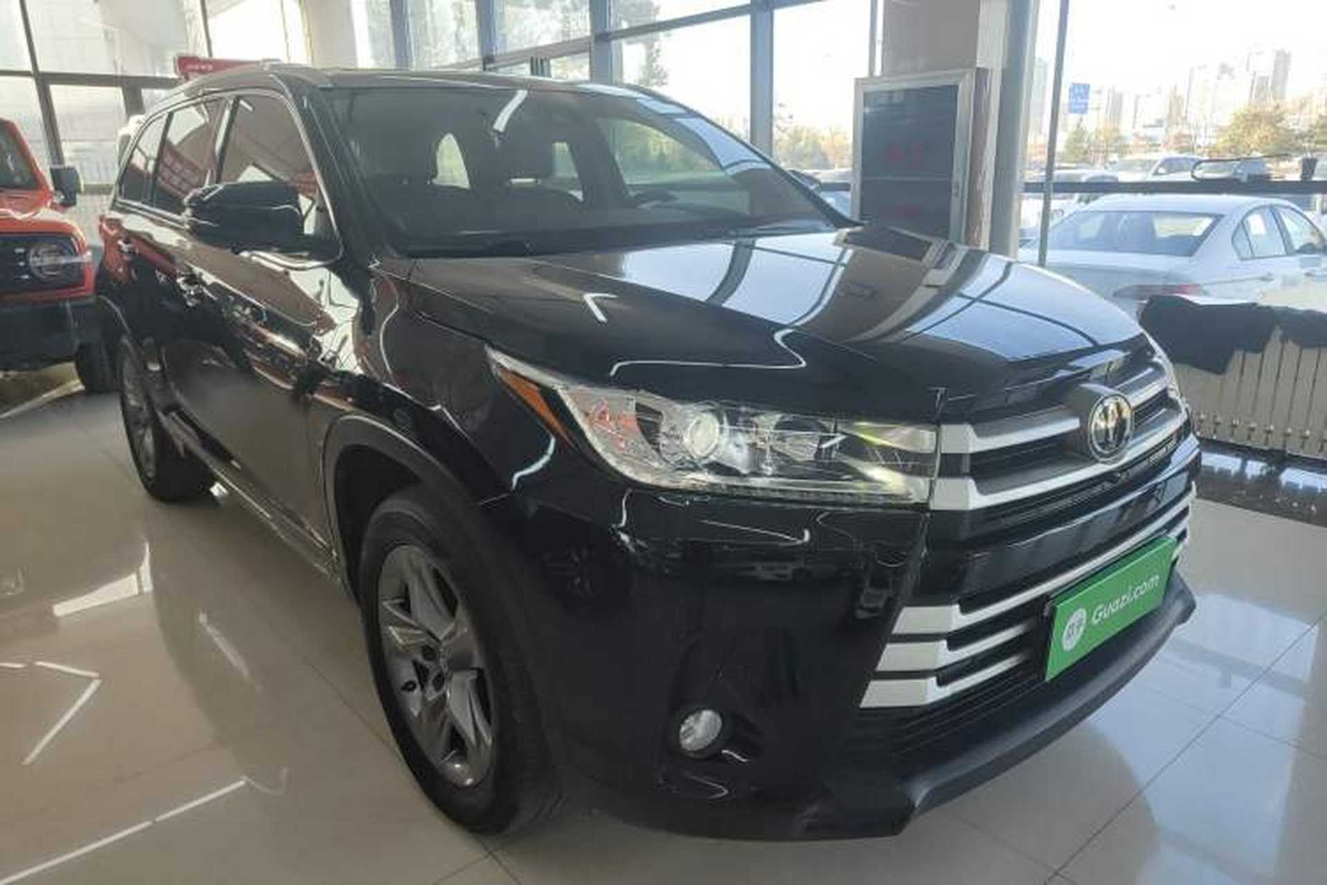 Used Toyota Highlander 2021 2.0T Four-Wheel Drive Luxury Edition 7 Seats Front Right 45 Deg