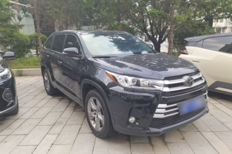Used Toyota Highlander 2021 2.0T Four-Wheel Drive Luxury Edition 7 Seats Front Right 45 Deg