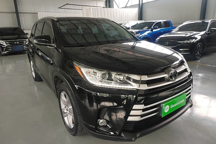 Used Toyota Highlander 2021 2.0T Four-Wheel Drive Luxury Edition 7 Seats Front Right 45 Deg