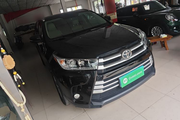 Used Toyota Highlander 2021 2.0T Four-Wheel Drive Elite Edition 7-Seater Front Right 45 Deg