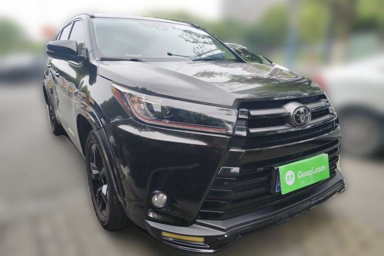 Used Toyota Highlander 2021 2.0T Four-Wheel Drive Luxury Edition 7 Seats Front Right 45 Deg