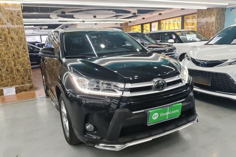 Used Toyota Highlander 2021 2.0T Four-Wheel Drive Luxury Edition 7 Seats Front Right 45 Deg