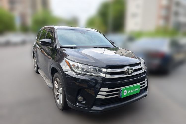 Used Toyota Highlander 2021 2.0T Four-Wheel Drive Luxury Edition 7 Seats Front Right 45 Deg