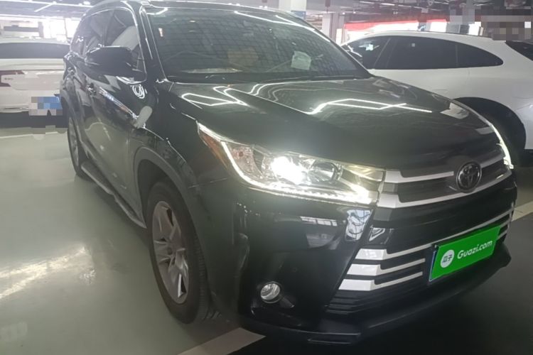 Used Toyota Highlander 2021 2.0T Four-Wheel Drive Luxury Edition 7 Seats Front Right 45 Deg