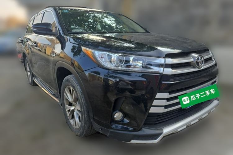 Used Toyota Highlander 2021 2.0T Two-Wheel Drive Elite Version 7-Seater Front Right 45 Deg