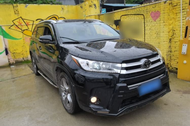 Used Toyota Highlander 2021 2.0T Four-Wheel Drive Luxury Edition 7 Seats Front Right 45 Deg