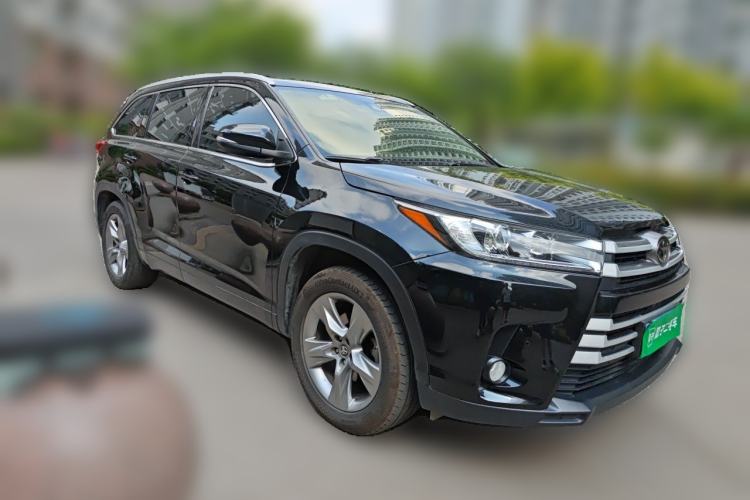 Used Toyota Highlander 2021 2.0T Four-Wheel Drive Luxury Edition 7 Seats Front Right 45 Deg