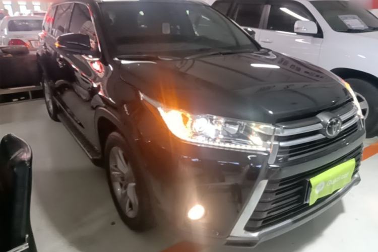Used Toyota Highlander 2021 2.0T Four-Wheel Drive Prestige Version 7 Seats Front Right 45 Deg
