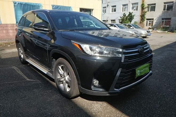 Used Toyota Highlander 2021 2.0T Four-Wheel Drive Prestige Version 7 Seats Front Right 45 Deg