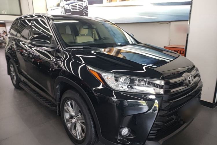 Used Toyota Highlander 2021 2.0T Four-Wheel Drive Elite Edition 7-Seater Front Right 45 Deg