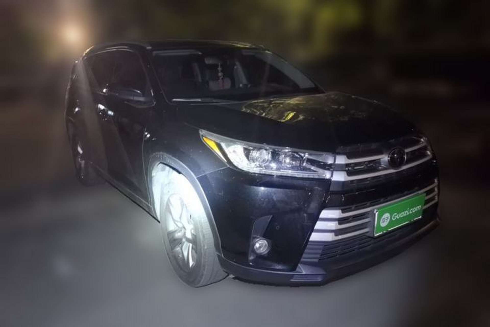 Used Toyota Highlander 2021 2.0T Four-Wheel Drive Luxury Edition 7 Seats Front Right 45 Deg
