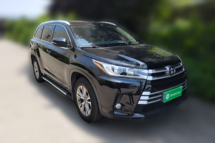 Used Toyota Highlander 2021 2.0T Two-Wheel Drive Elite Edition 5 Seats Front Right 45 Deg