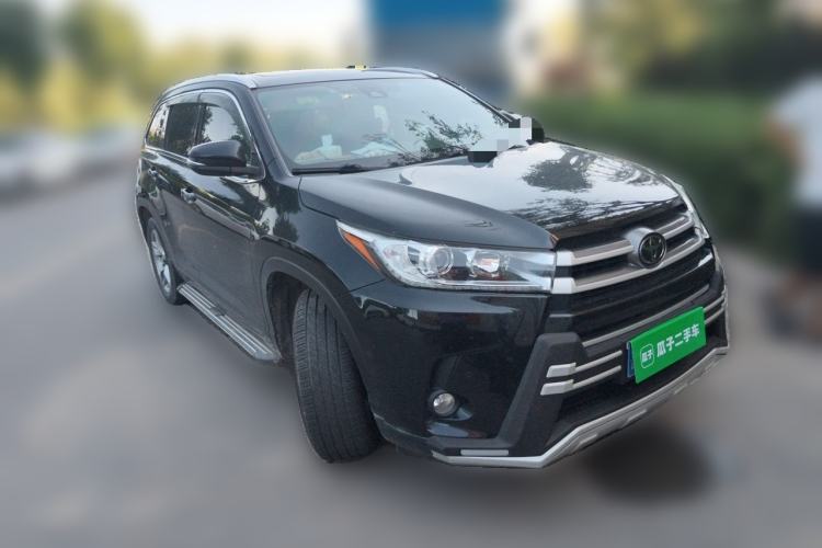 Used Toyota Highlander 2021 2.0T Four-Wheel Drive Luxury Edition 7 Seats Front Right 45 Deg