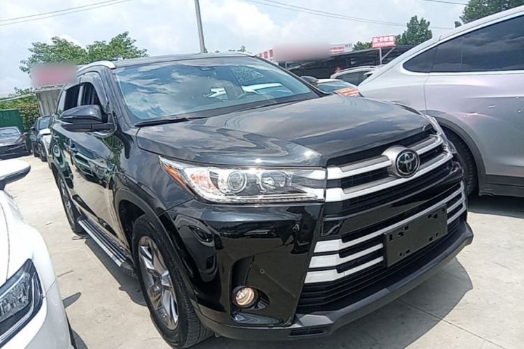 Used Toyota Highlander 2021 2.0T Four-Wheel Drive Luxury Edition 7 Seats Front Right 45 Deg