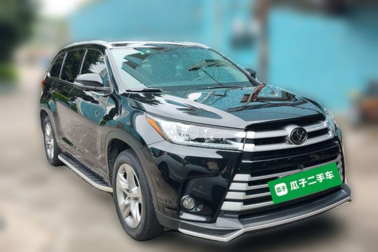 Used Toyota Highlander 2021 2.0T Four-Wheel Drive Luxury Edition 7 Seats Front Right 45 Deg