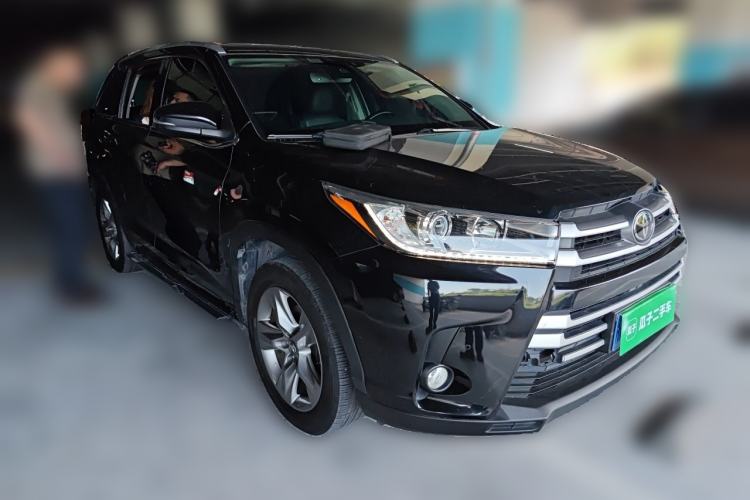 Used Toyota Highlander 2021 2.0T Four-Wheel Drive Luxury Edition 7 Seats Front Right 45 Deg