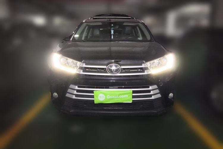 Used Toyota Highlander 2021 2.0T Four-Wheel Drive Luxury Edition 7 Seats Front