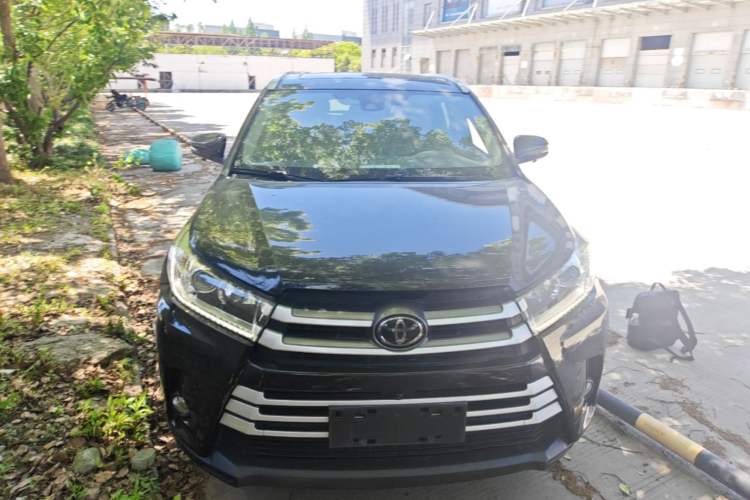Used Toyota Highlander 2021 2.0T Four-Wheel Drive Luxury Edition 7 Seats Front