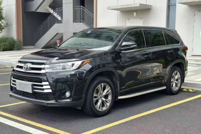 Used Toyota Highlander 2021 2.0T Two-Wheel Drive Elite Edition 5 Seats