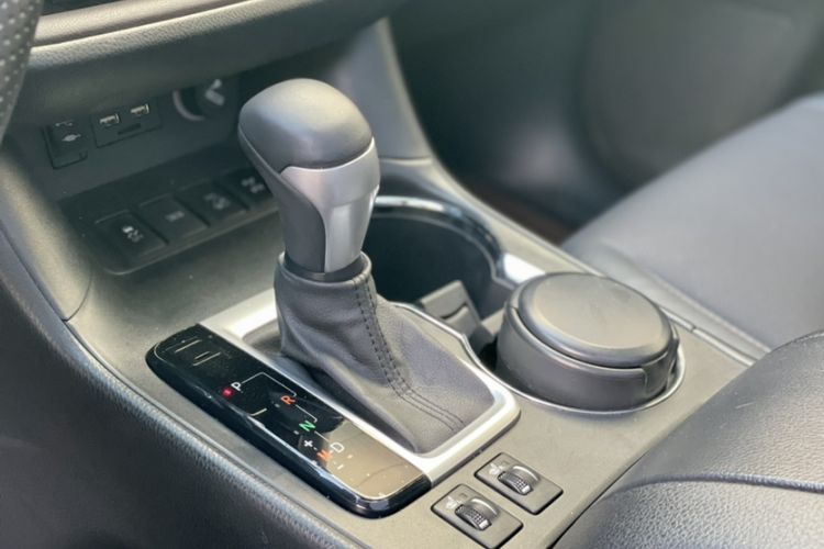 Used Toyota Highlander 2021 2.0T Four-Wheel Drive Luxury Edition 7 Seats Gear Lever