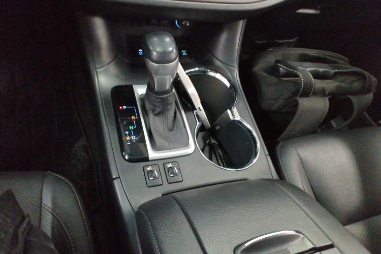 Used Toyota Highlander 2021 2.0T Four-Wheel Drive Luxury Edition 7 Seats Gear Lever
