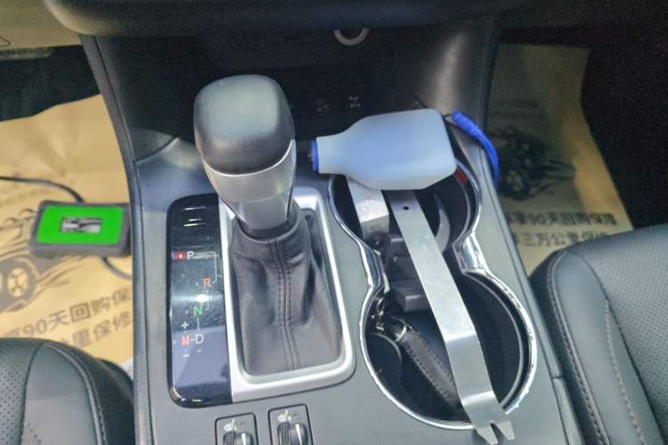Used Toyota Highlander 2021 2.0T Four-Wheel Drive Prestige Version 7 Seats Gear Lever