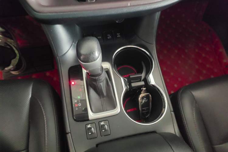 Used Toyota Highlander 2021 2.0T Four-Wheel Drive Luxury Edition 7 Seats Gear Lever
