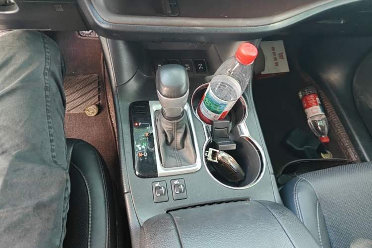 Used Toyota Highlander 2021 2.0T Four-Wheel Drive Luxury Edition 7 Seats Gear Lever
