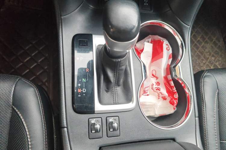 Used Toyota Highlander 2021 2.0T Four-Wheel Drive Luxury Edition 7 Seats Gear Lever