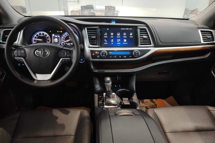 Used Toyota Highlander 2021 2.0T Four-Wheel Drive Luxury Edition 7 Seats Gear Lever