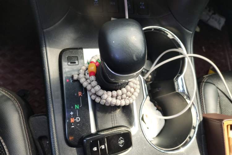 Used Toyota Highlander 2021 2.0T Two-Wheel Drive Luxury Edition 7 Seats Gear Lever