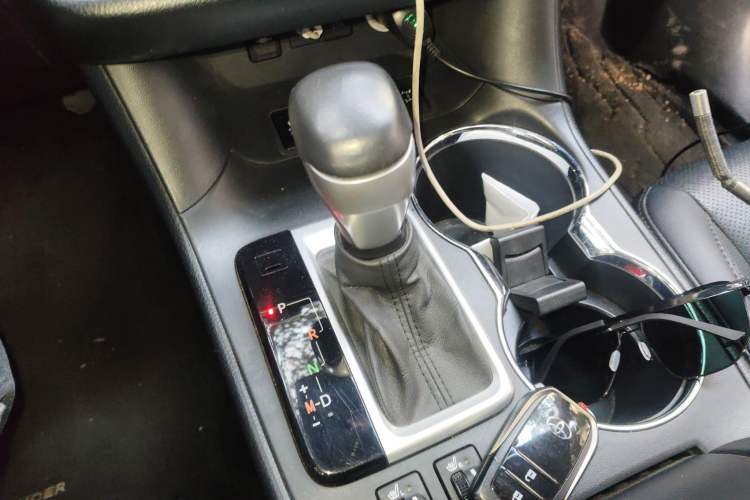 Used Toyota Highlander 2021 2.0T Four-Wheel Drive Luxury Edition 7 Seats Gear Lever