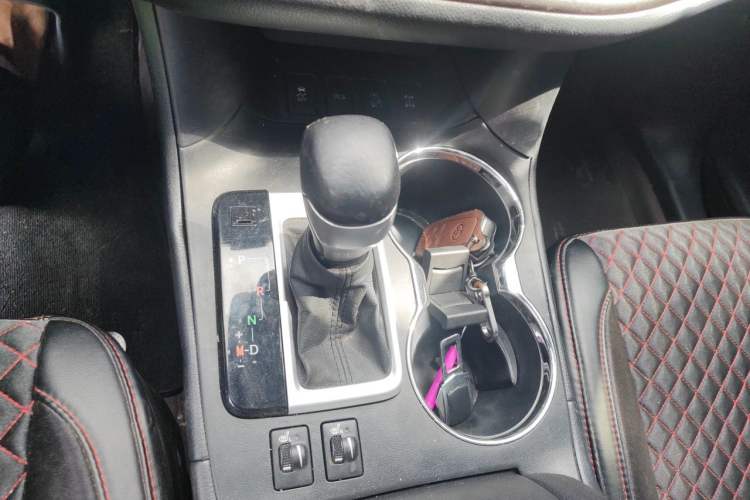 Used Toyota Highlander 2021 2.0T Four-Wheel Drive Luxury Edition 7 Seats Gear Lever
