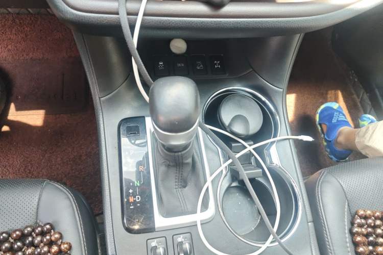 Used Toyota Highlander 2021 2.0T Four-Wheel Drive Prestige Version 7 Seats Gear Lever