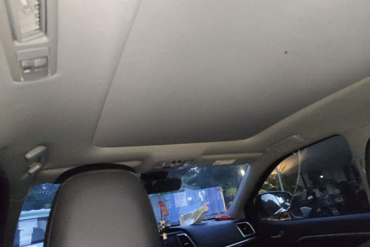 Used Toyota Highlander 2021 2.0T Four-Wheel Drive Luxury Edition 7 Seats Headliner