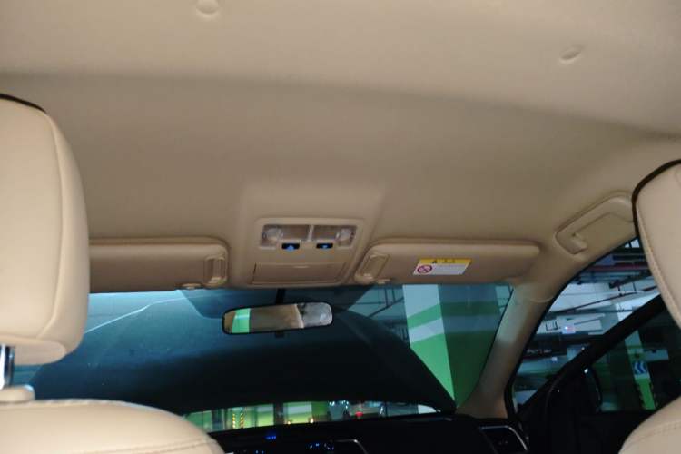 Used Toyota Highlander 2021 2.0T Four-Wheel Drive Elite Edition 7-Seater Headliner