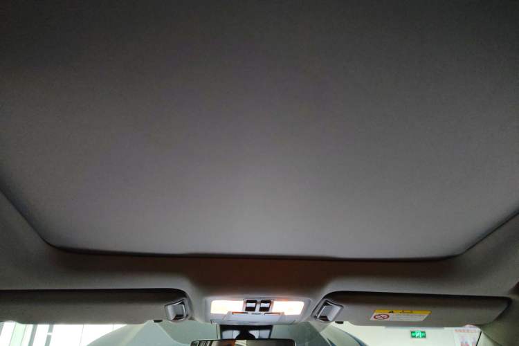 Used Toyota Highlander 2021 2.0T Four-Wheel Drive Prestige Version 7 Seats Headliner
