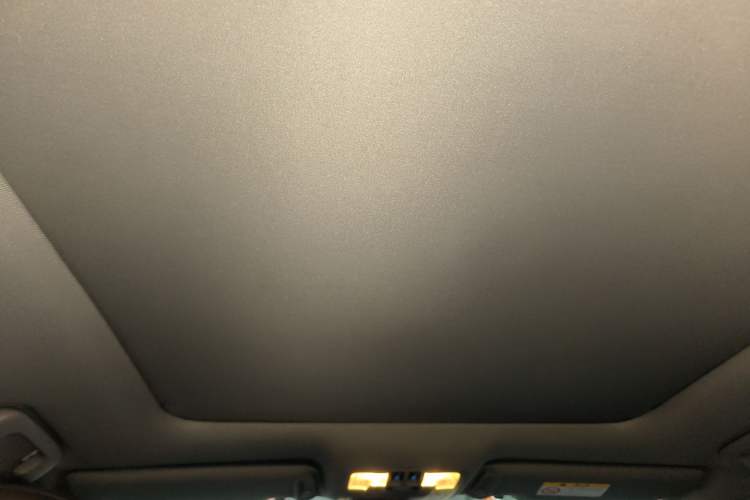 Used Toyota Highlander 2021 2.0T Four-Wheel Drive Luxury Edition 7 Seats Headliner