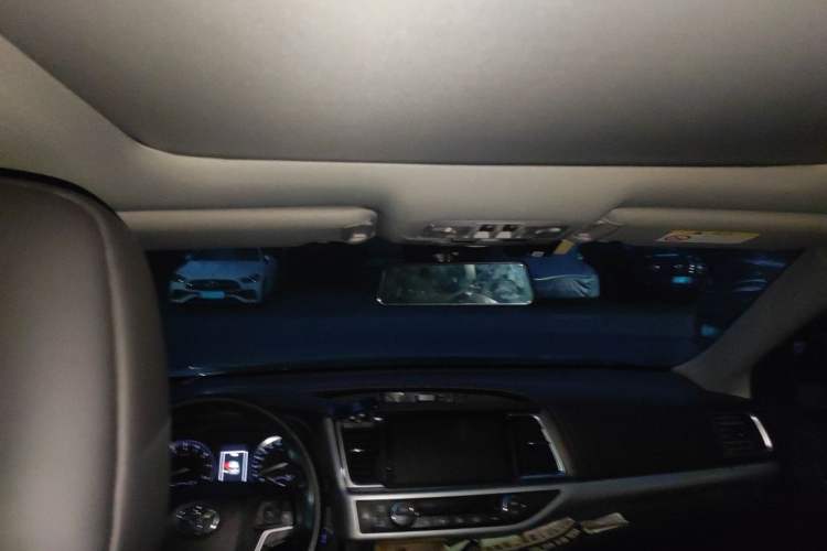Used Toyota Highlander 2021 2.0T Four-Wheel Drive Luxury Edition 7 Seats Headliner