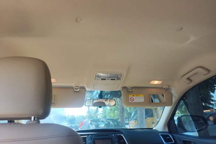 Used Toyota Highlander 2021 2.0T Four-Wheel Drive Elite Edition 7-Seater Headliner