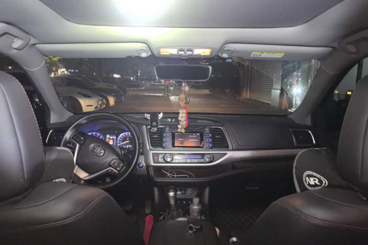 Used Toyota Highlander 2021 2.0T Four-Wheel Drive Luxury Edition 7 Seats Headliner
